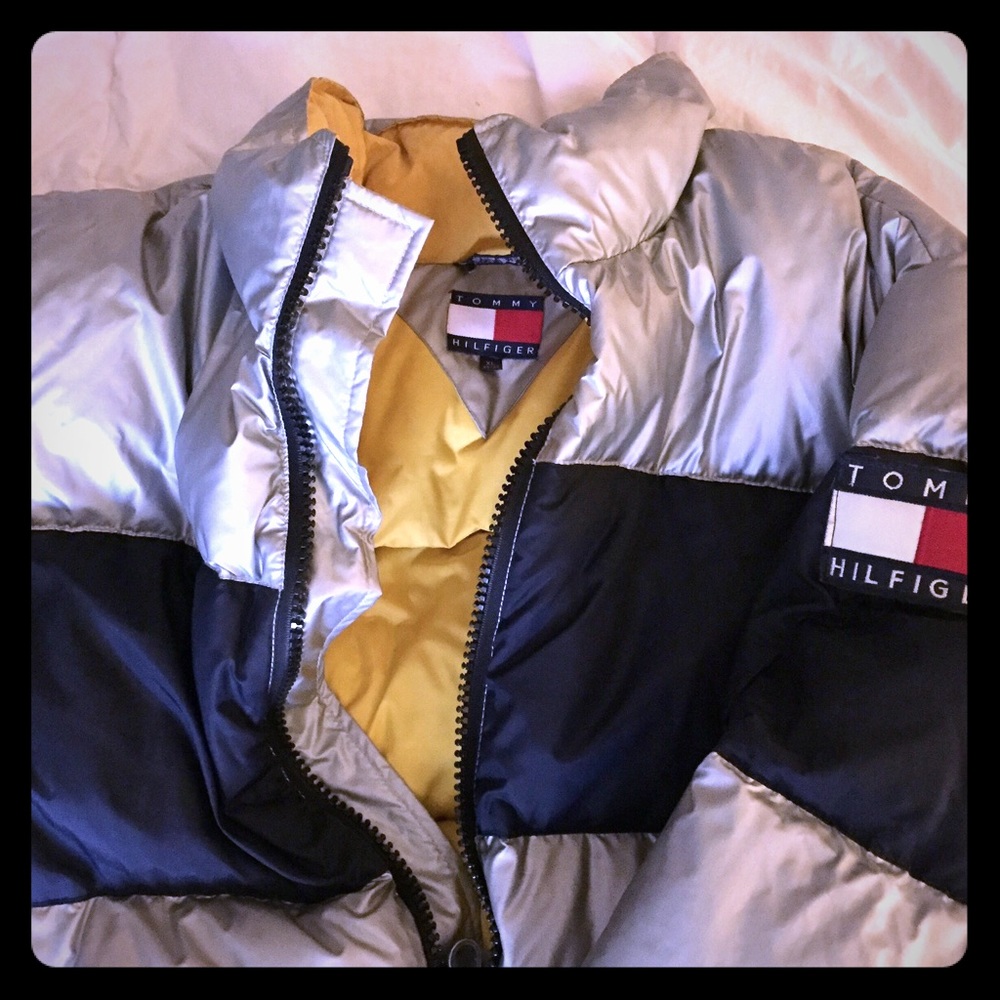 *SOLD* 90's Tommy Hilfiger Silver&Navy Down Jacket XL